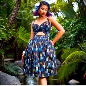 RARE! Pinup couture TIKI Renee dress sz M. EUC